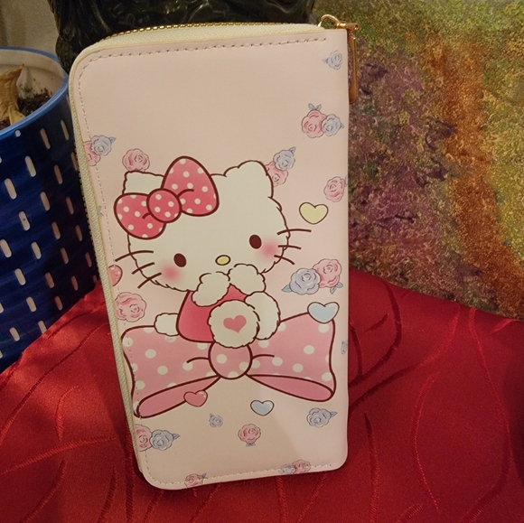 Hello Kitty pink wallet - Picture 3 of 7